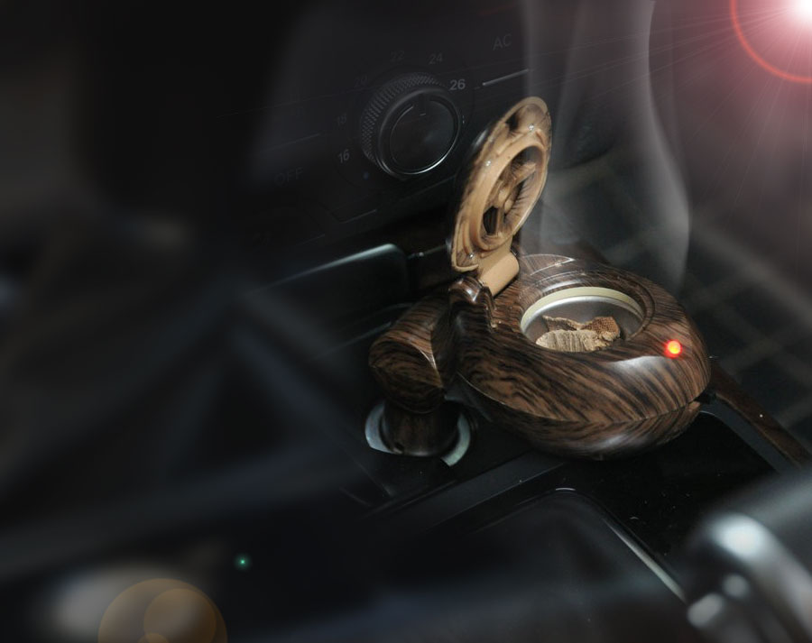 黑眼睛廣告為臻香閣沉香拍攝的產品-車載香薰器