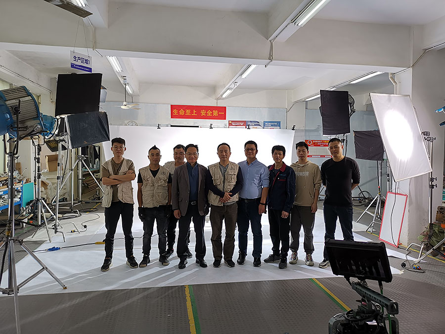 黑眼睛廣告為泰樂康科技拍攝產(chǎn)品短視頻現(xiàn)場(chǎng)