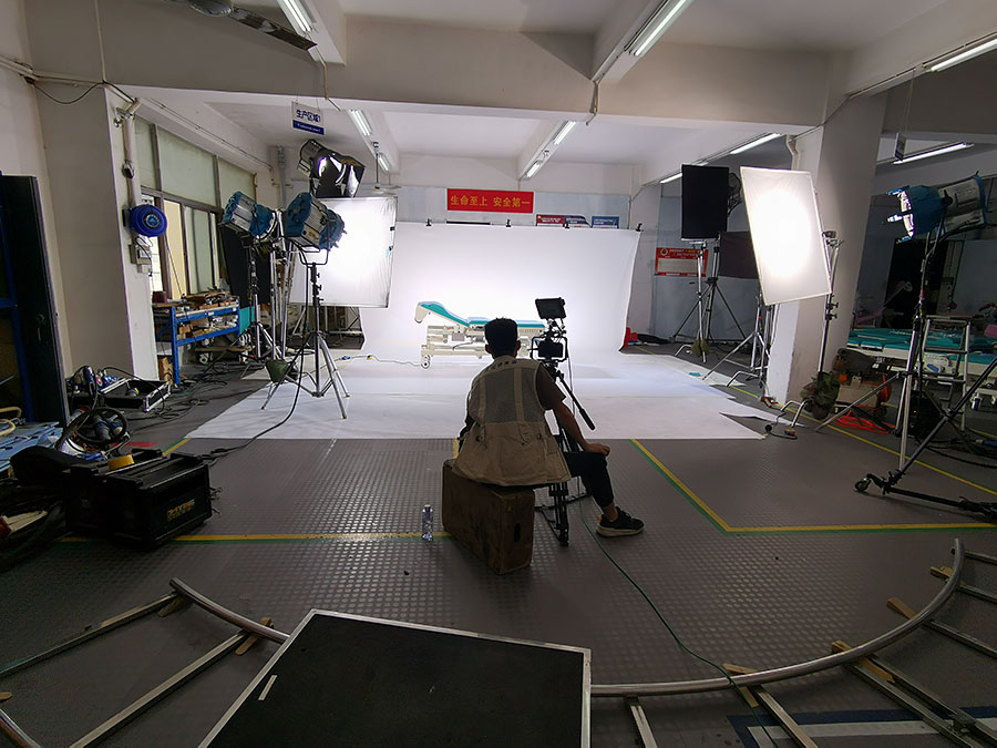 黑眼睛廣告為泰樂康科技拍攝產(chǎn)品短視頻現(xiàn)場(chǎng)